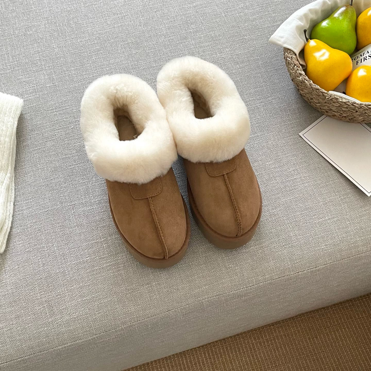 桑坡塔茨特雪地靴女2025年冬新款厚底短筒羊皮毛一体加绒毛毛棉鞋