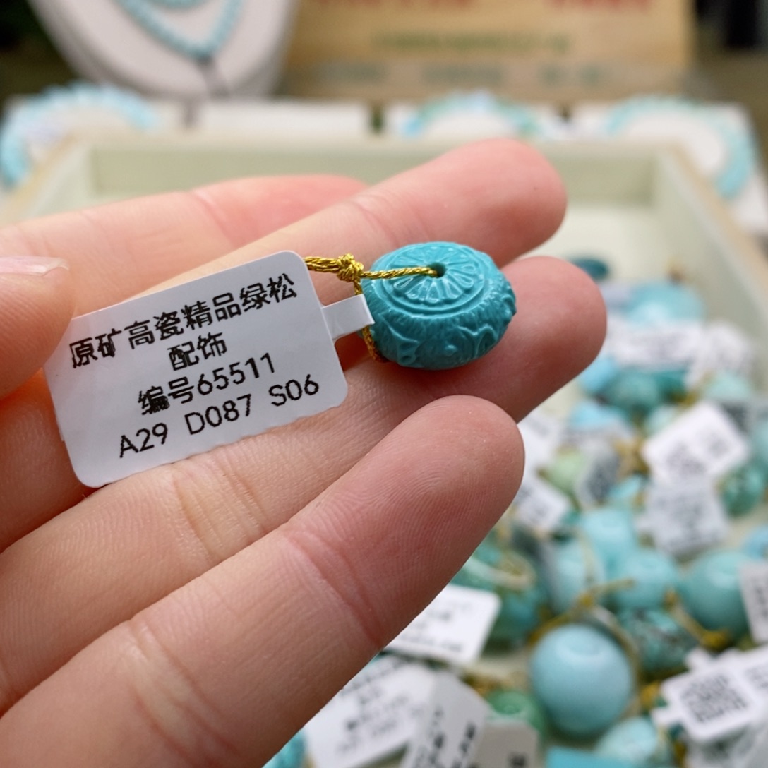 绿松石珠宝奇石未镶嵌