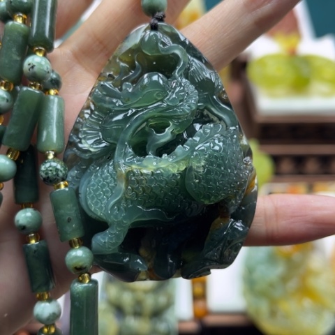 岫玉挂件未镶嵌挂件