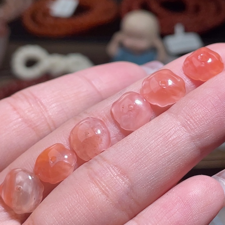 南红玛瑙荷叶未镶嵌