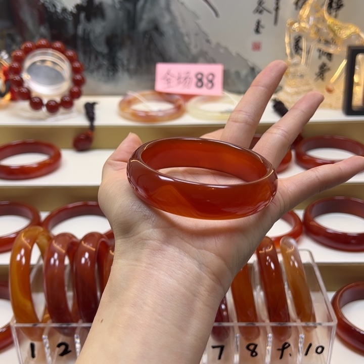 玛瑙/玉髓未镶嵌手镯