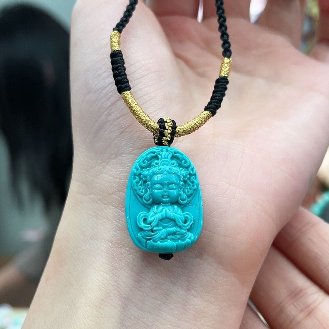 绿松石颈饰未镶嵌