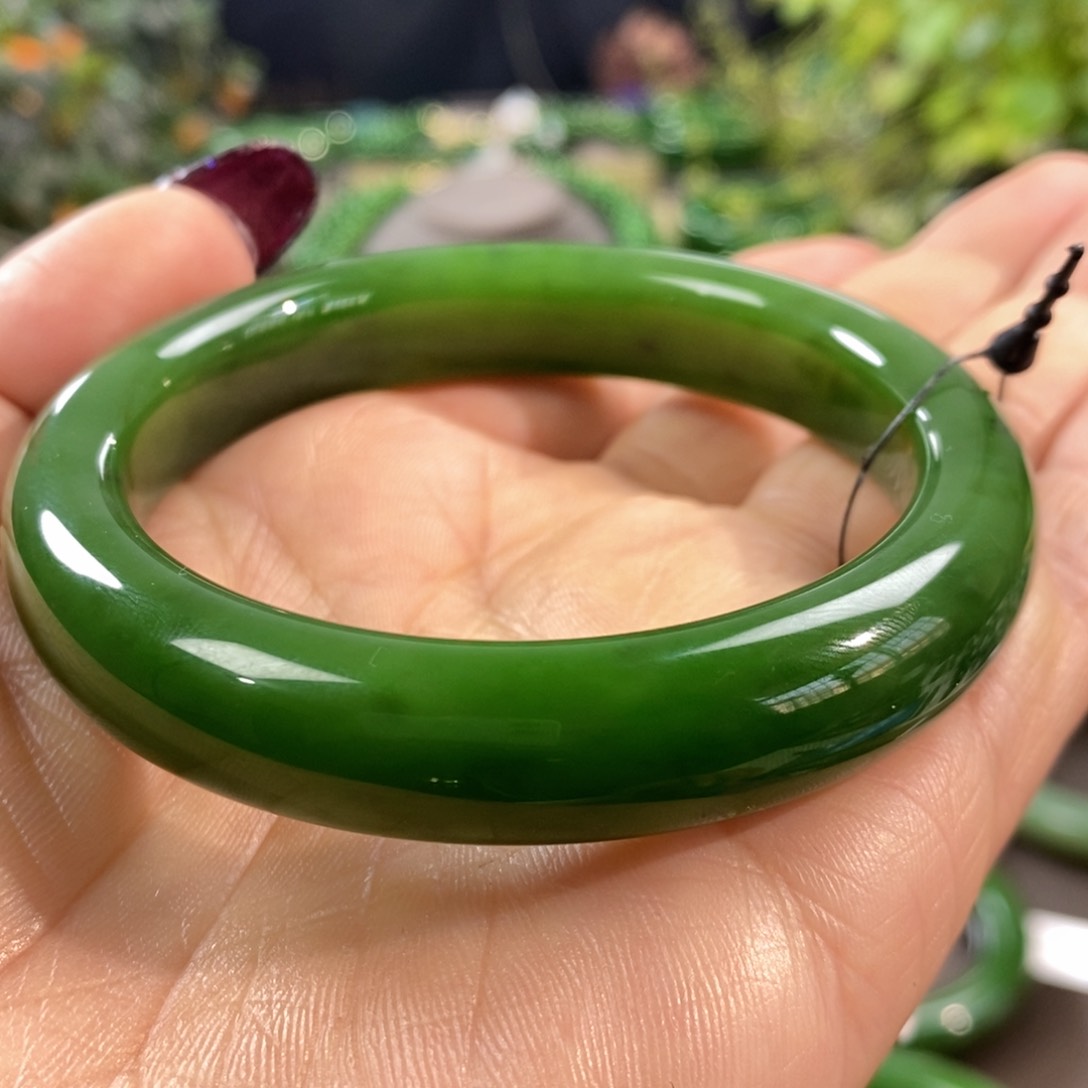 和田玉（碧玉）手镯未镶嵌