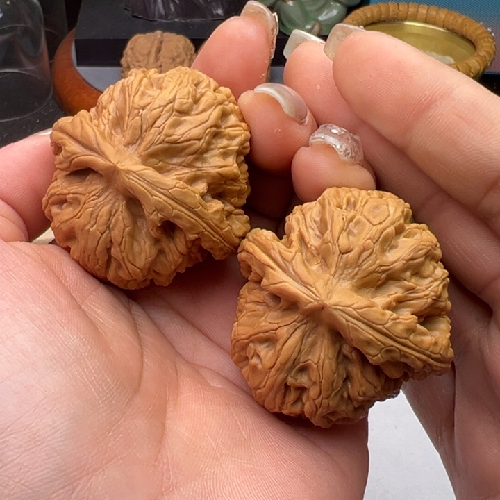 文玩核桃吊坠静43红锦鲤