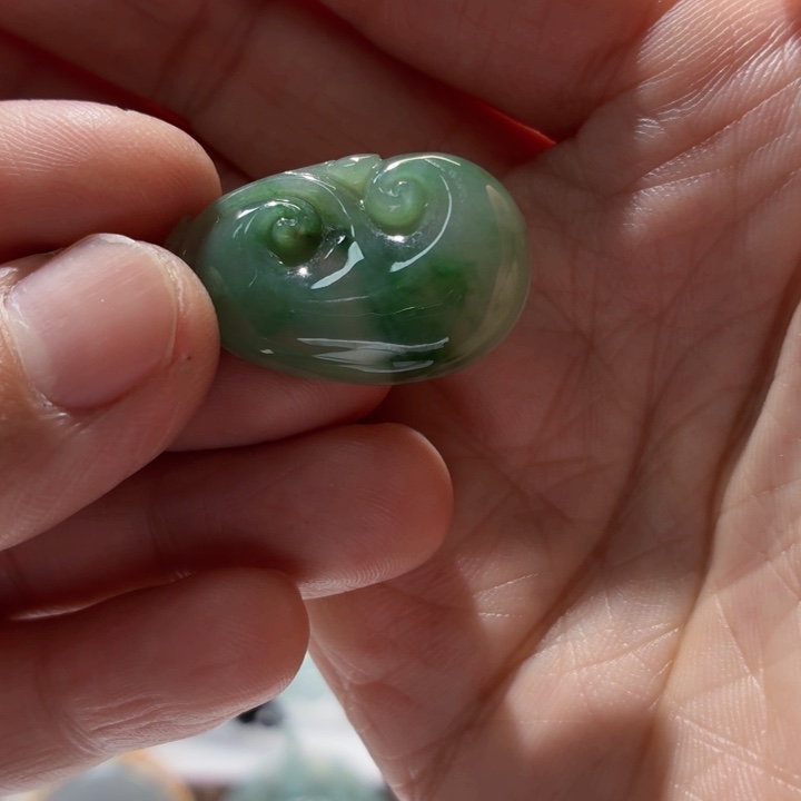 翡翠未镶嵌颈饰翡翠天然A货如意吊坠