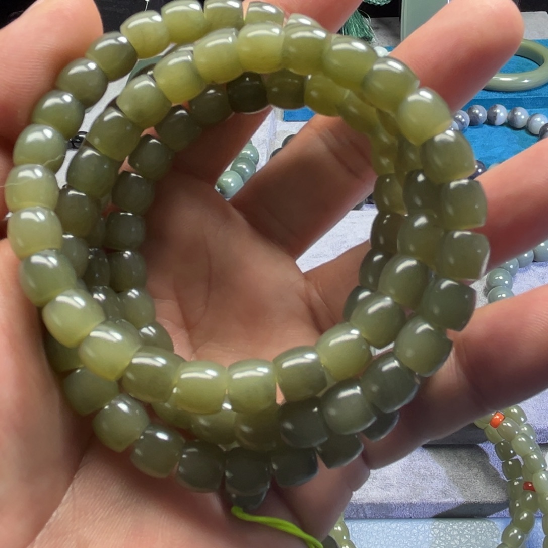 成***司和田玉未镶嵌手链108