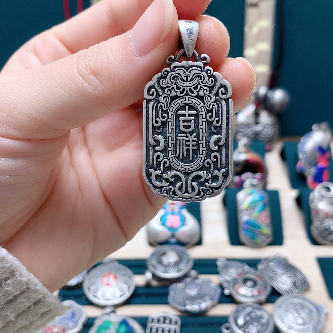 足银玻璃足银吊坠