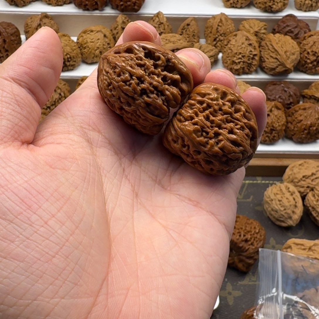 寻***川文玩核桃吊坠南疆