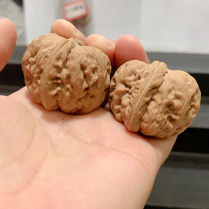 文玩核桃吊坠37.5元宝