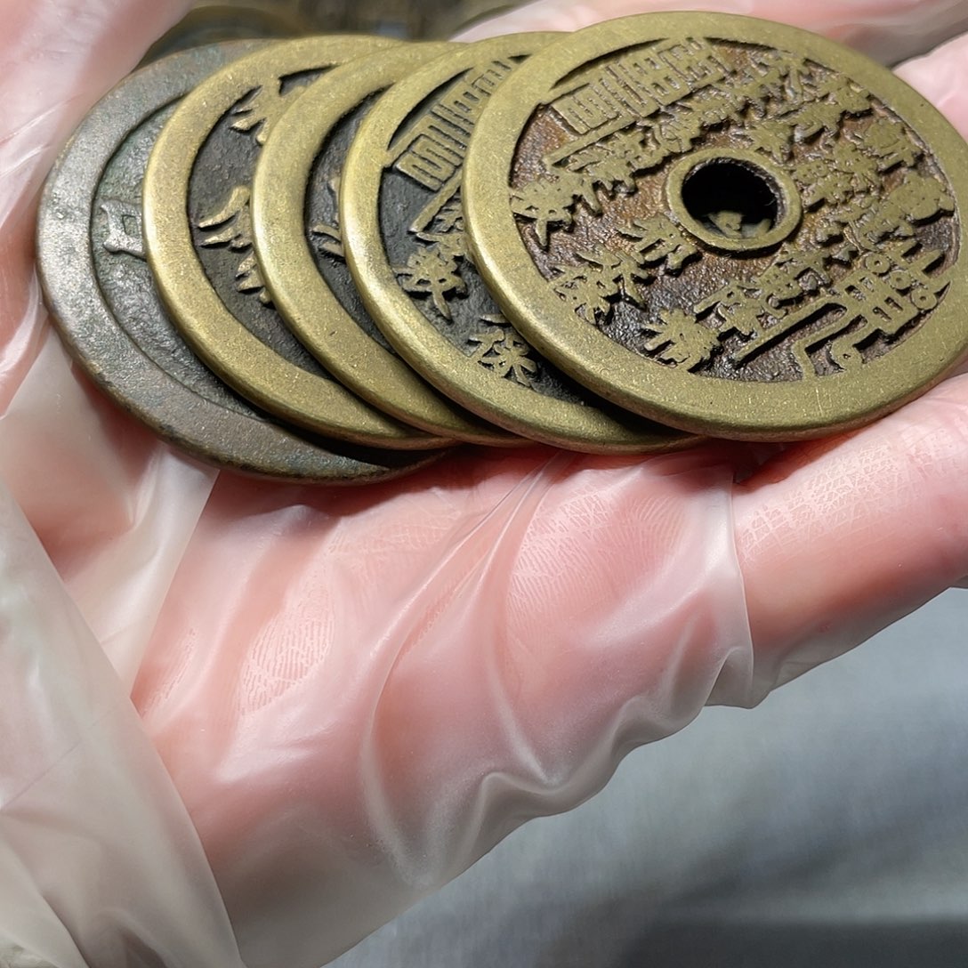 铜铁合金类歪*现代工艺品摆件工艺品