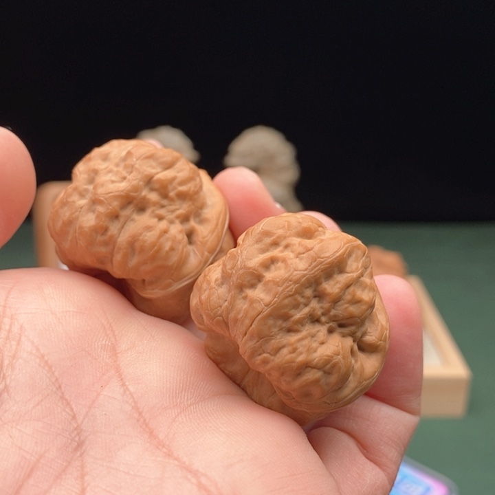 文玩核桃把件肚38尺古蟾