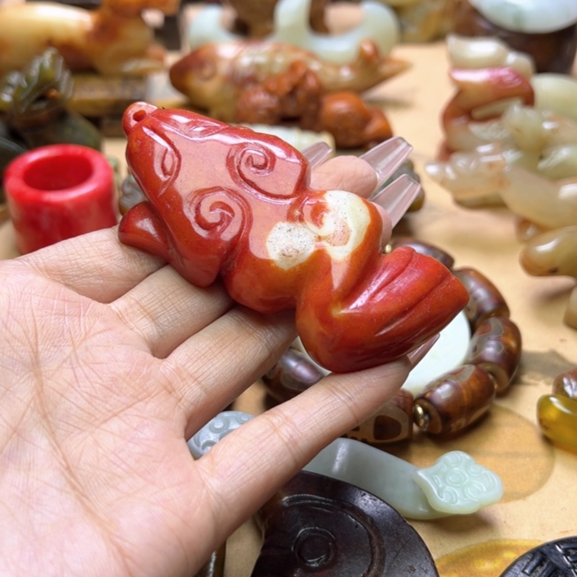 【闪购商品】蛇纹石玉颈饰未镶嵌