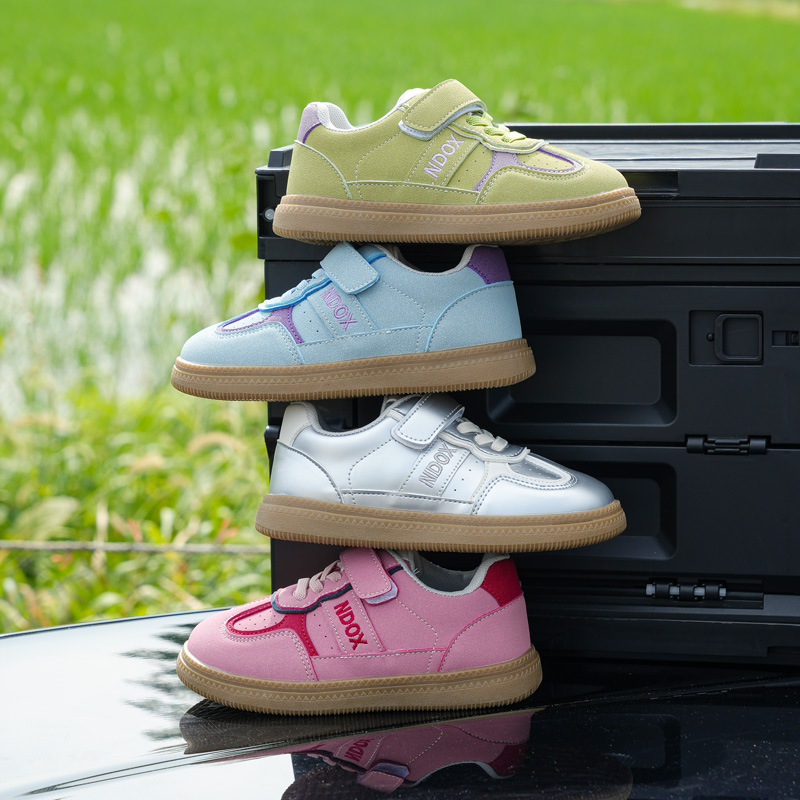 959秋季新款儿童舒适休闲德训鞋百搭轻便透气运动鞋春秋女童