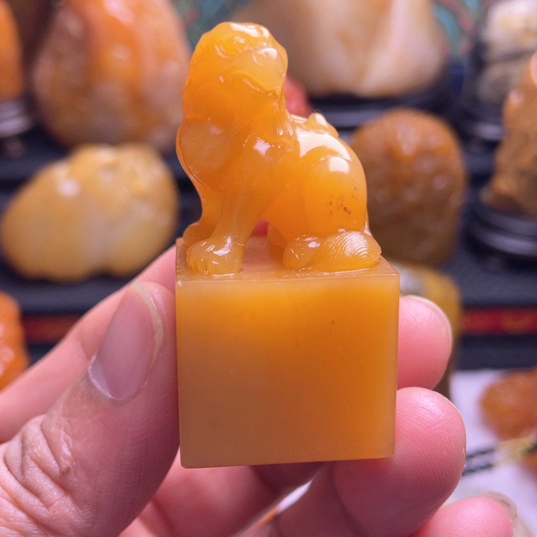 寿山石印石豪*哥寿山石雕刻艺术作品欣赏