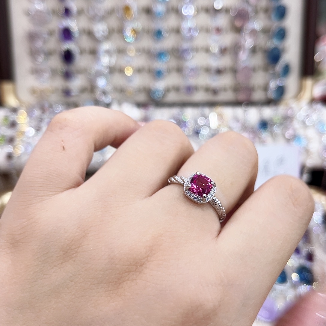 银S925镶嵌戒指水晶