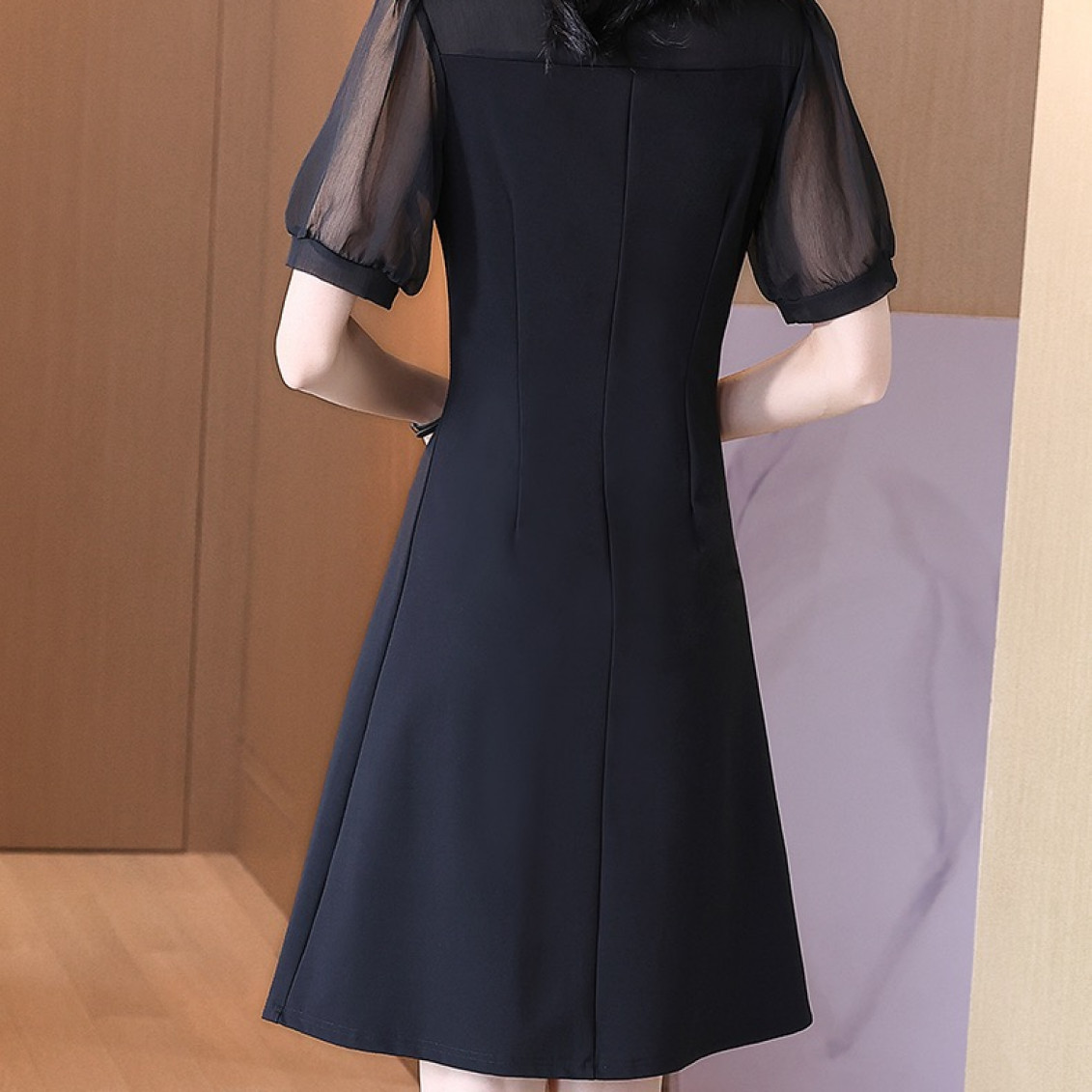 291-300号女装十款过完上架尾货 默认剪标 偶有微瑕 介意不拍