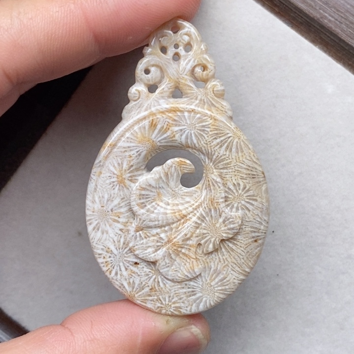 硅化珊瑚（珊瑚玉）手镯未镶嵌