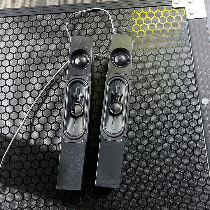 不包邮无源小音箱一对价 小音箱