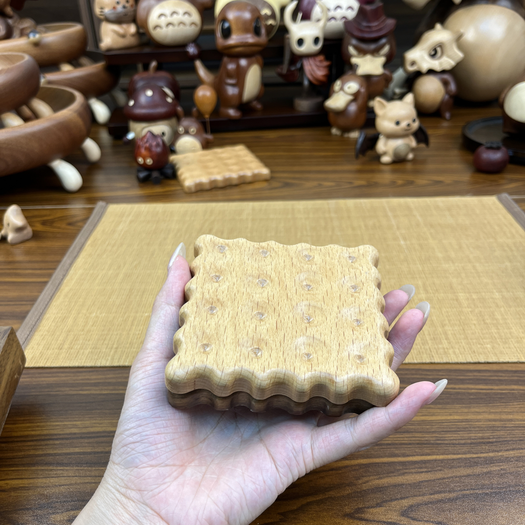 榉木饼干垫实木雕刻