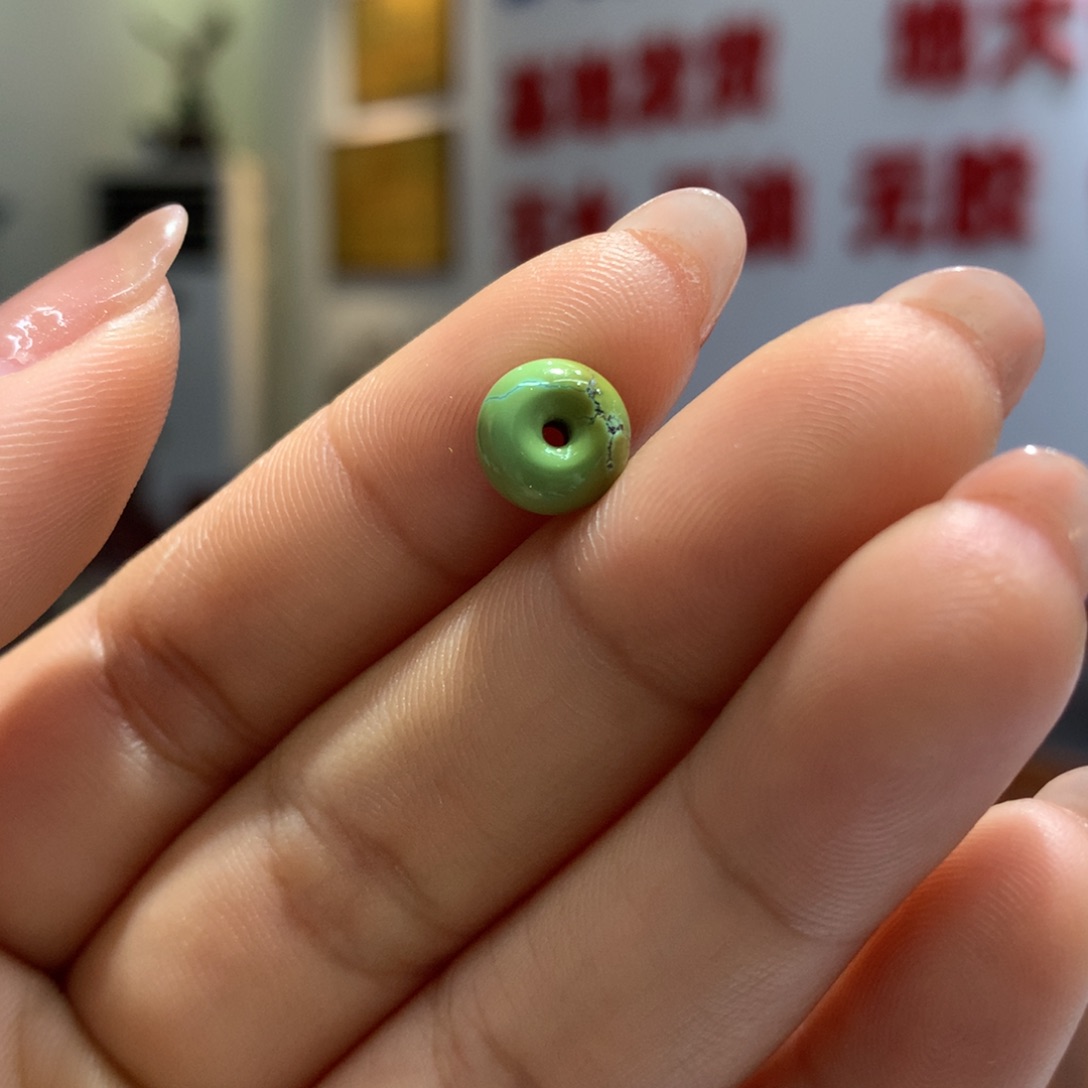 绿松石配饰未镶嵌