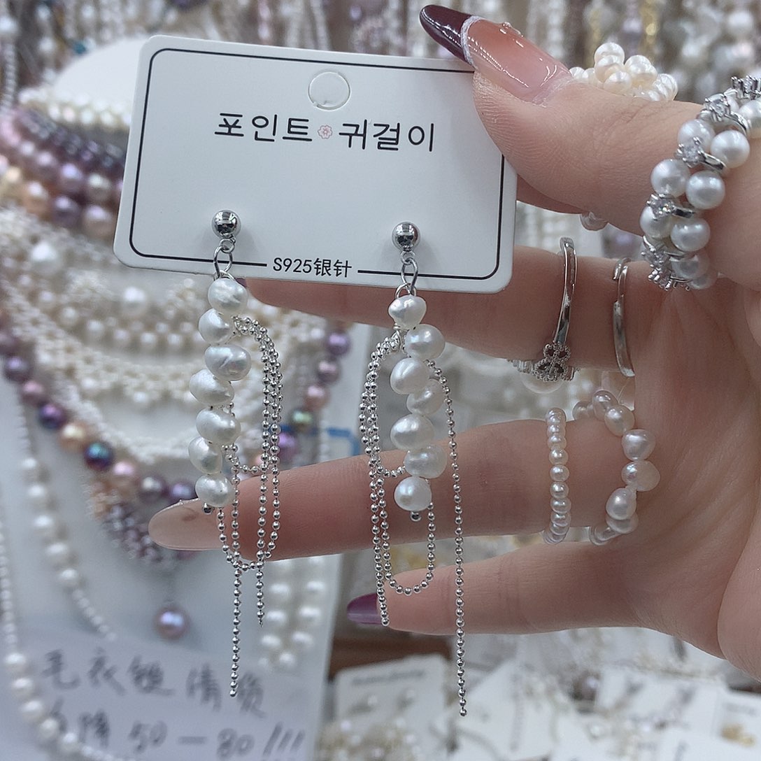 淡水珍珠银S925镶嵌耳饰