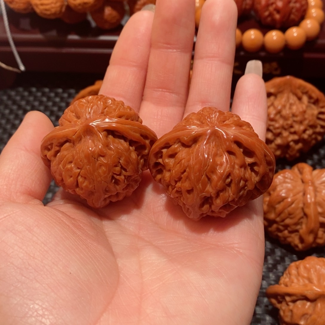 文玩核桃把件磨盘