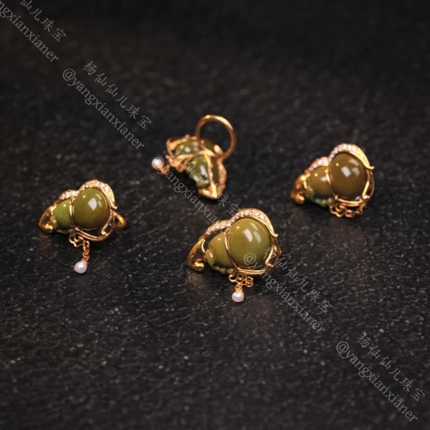 【杨仙仙珠宝】18K镶嵌绿松石卡子-多样性发其一-2151