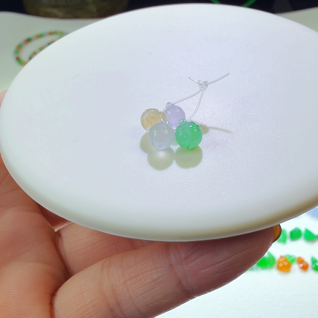 翡翠裸石铃铛一组