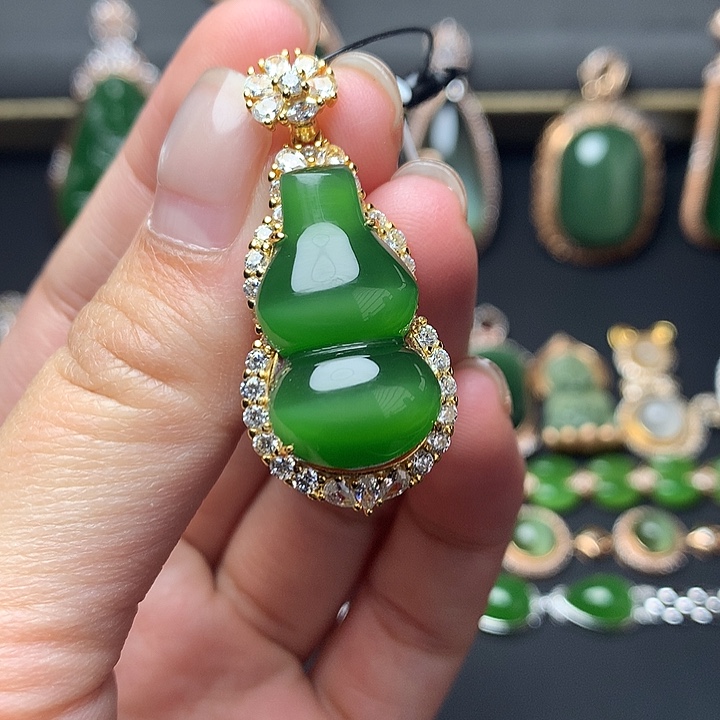 和田玉银S925镶嵌颈饰