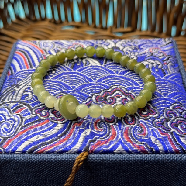 和田玉渐变手串（好看）