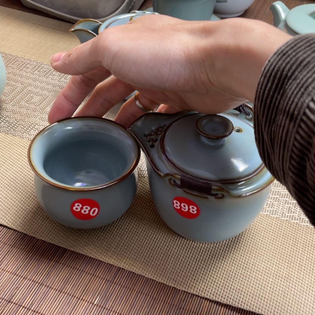 瓷片。。。。。。。。。。。。。。。。。。。