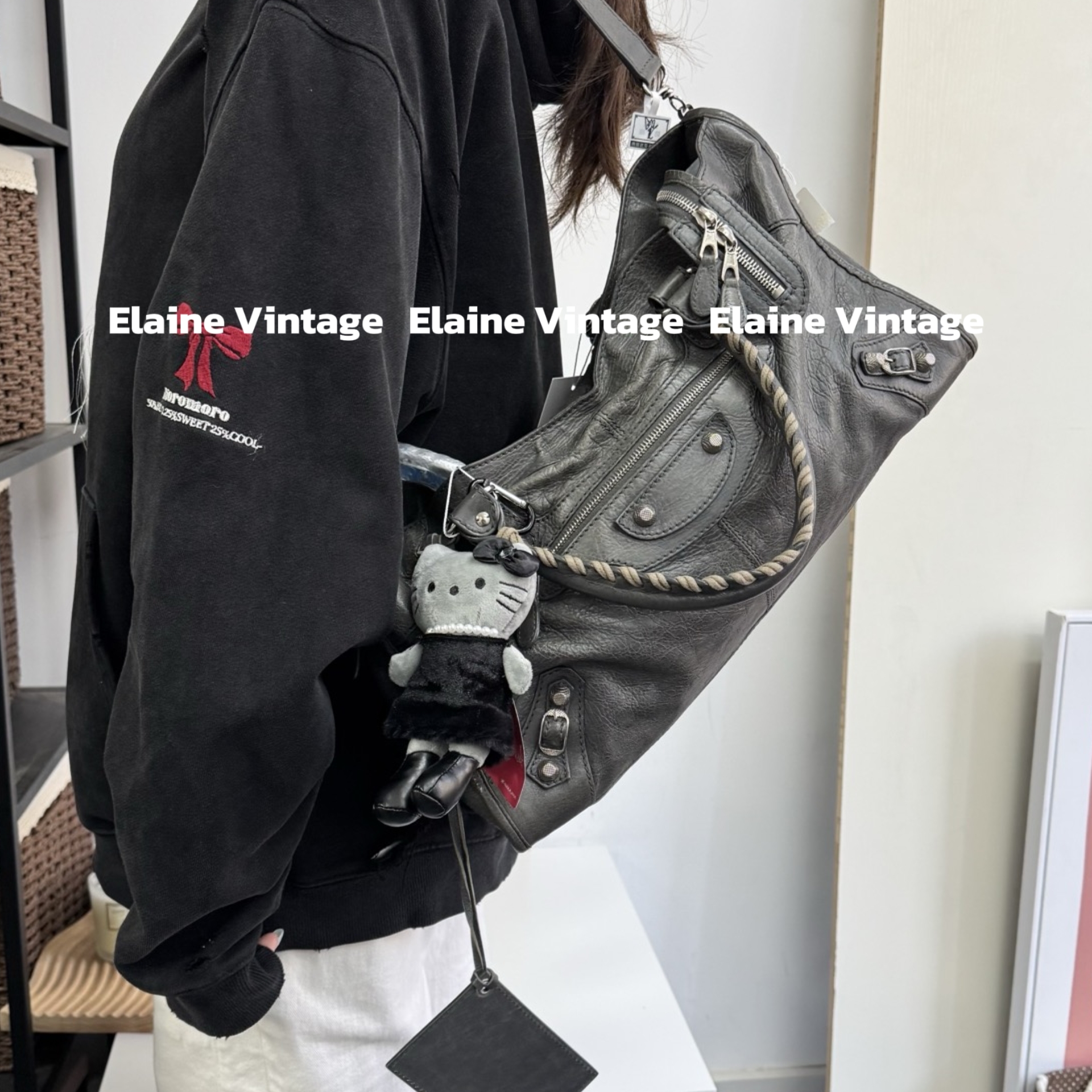 95新 Balenciaga/巴黎世家 灰色螺纹银钉city机车包（42cm）/Y889