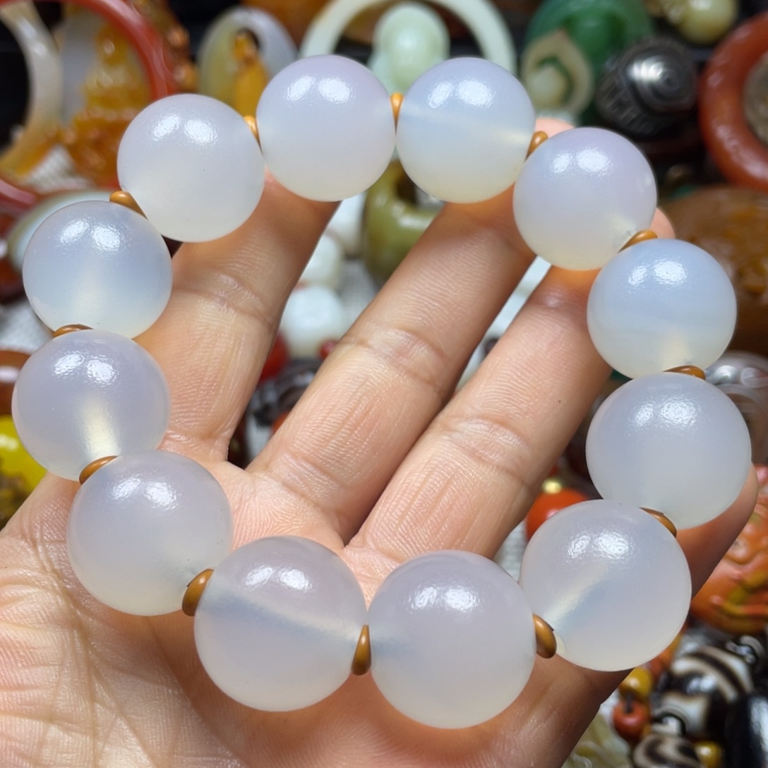 玛瑙/玉髓颈饰未镶嵌