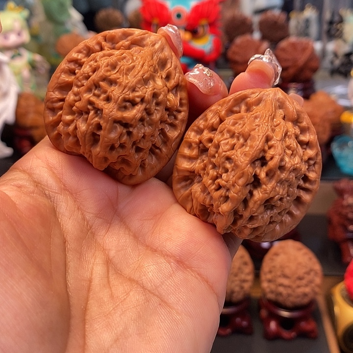 文玩核桃吊坠42金公子