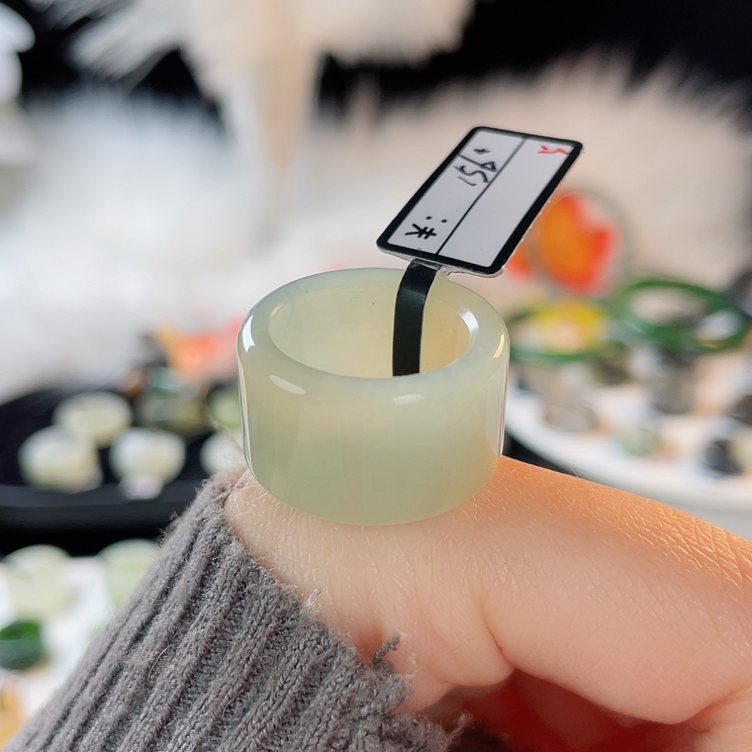 和田玉未镶嵌戒指k3 奶蓝圆切17.4mm