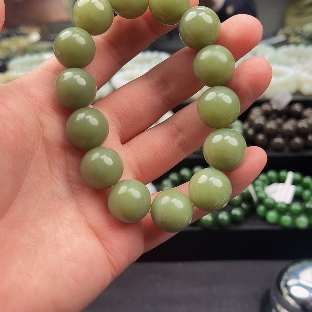 和田玉手串未镶嵌