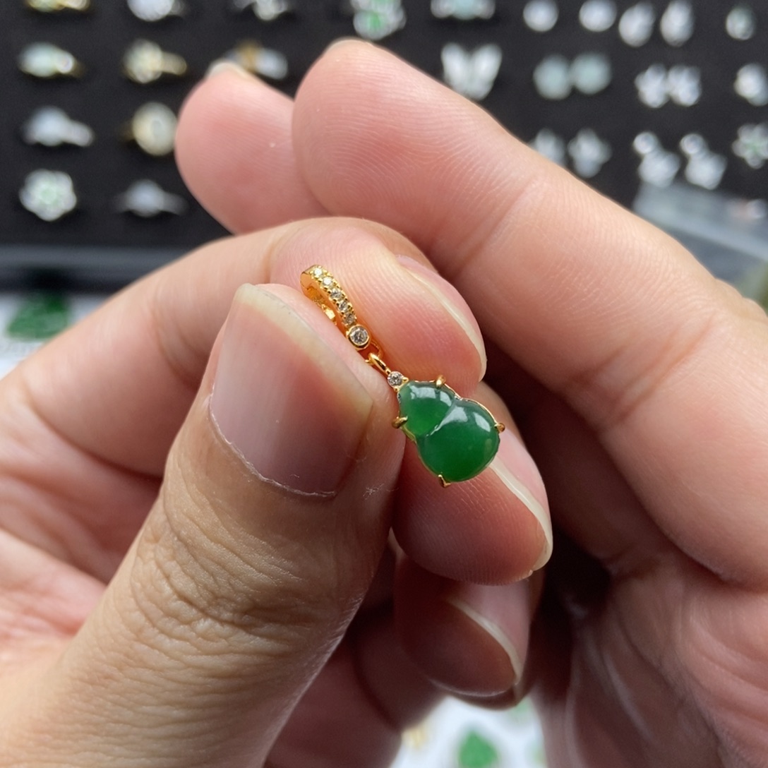 翡翠银S925镶嵌颈饰