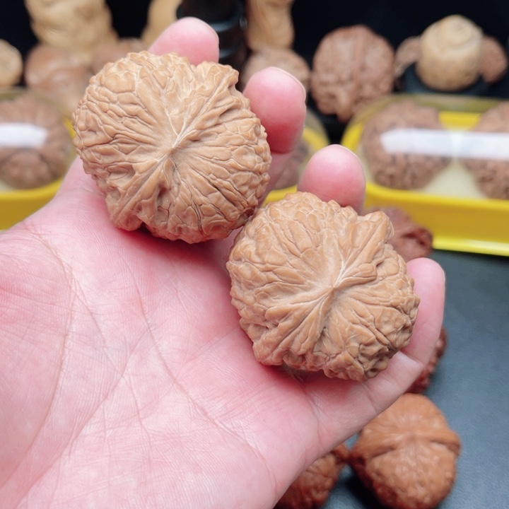 文玩核桃把件平谷大团圆45×46×35