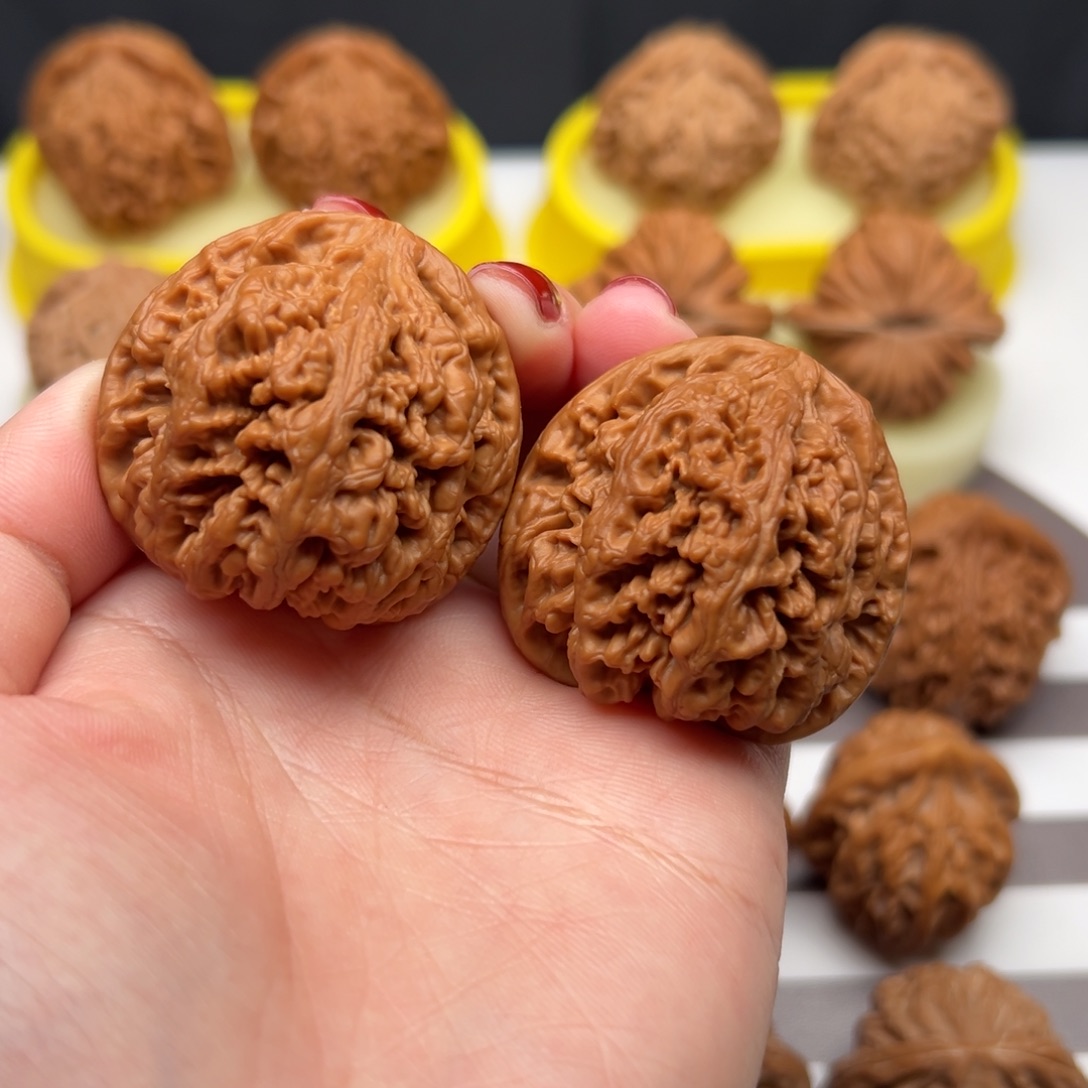 文玩核桃把件41原桩粗筋