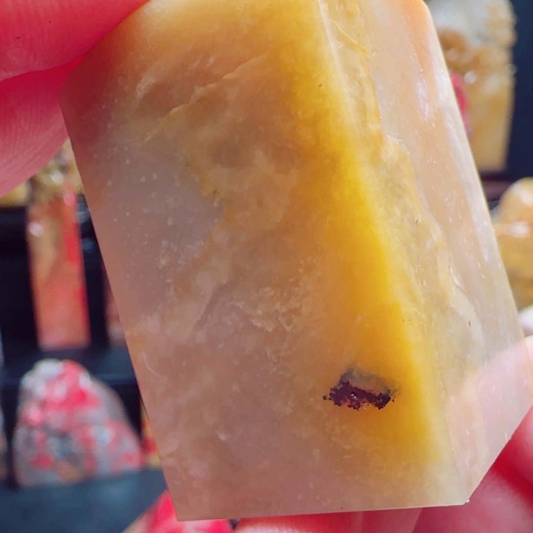 昌化石昌化田黄石