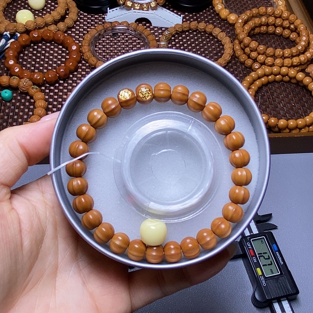 莱***糕手串猴头核桃双标鲨鱼鳍全品