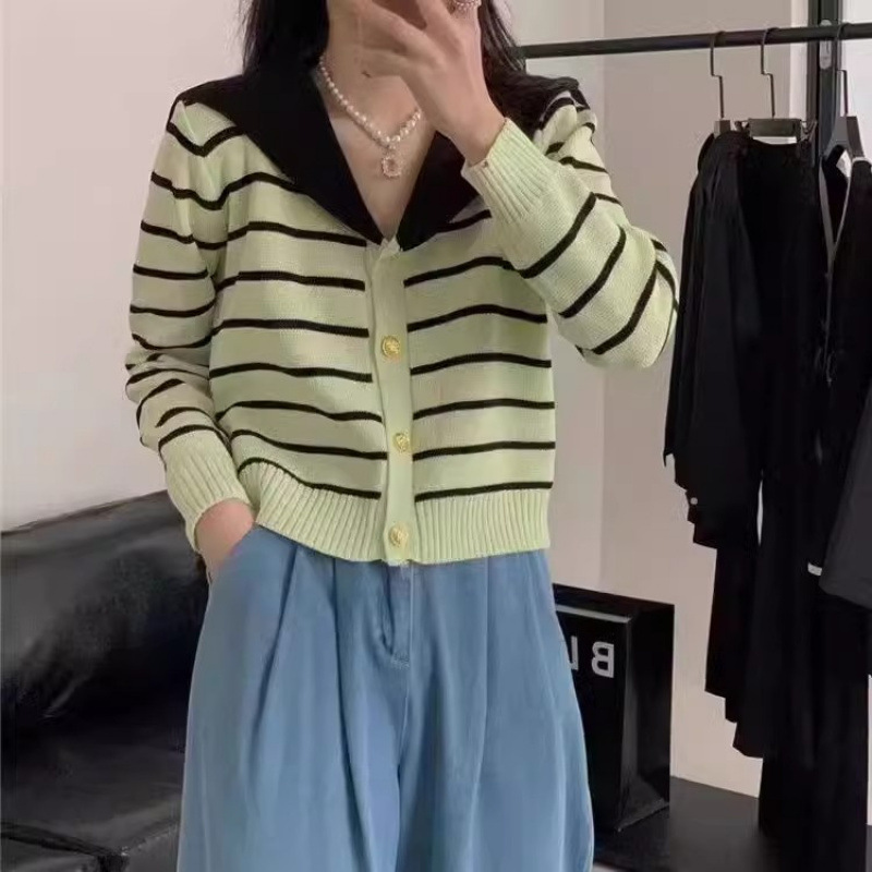 2025早春新款海军风大翻领拼色百搭条纹针织开衫外套女撞色毛衣潮