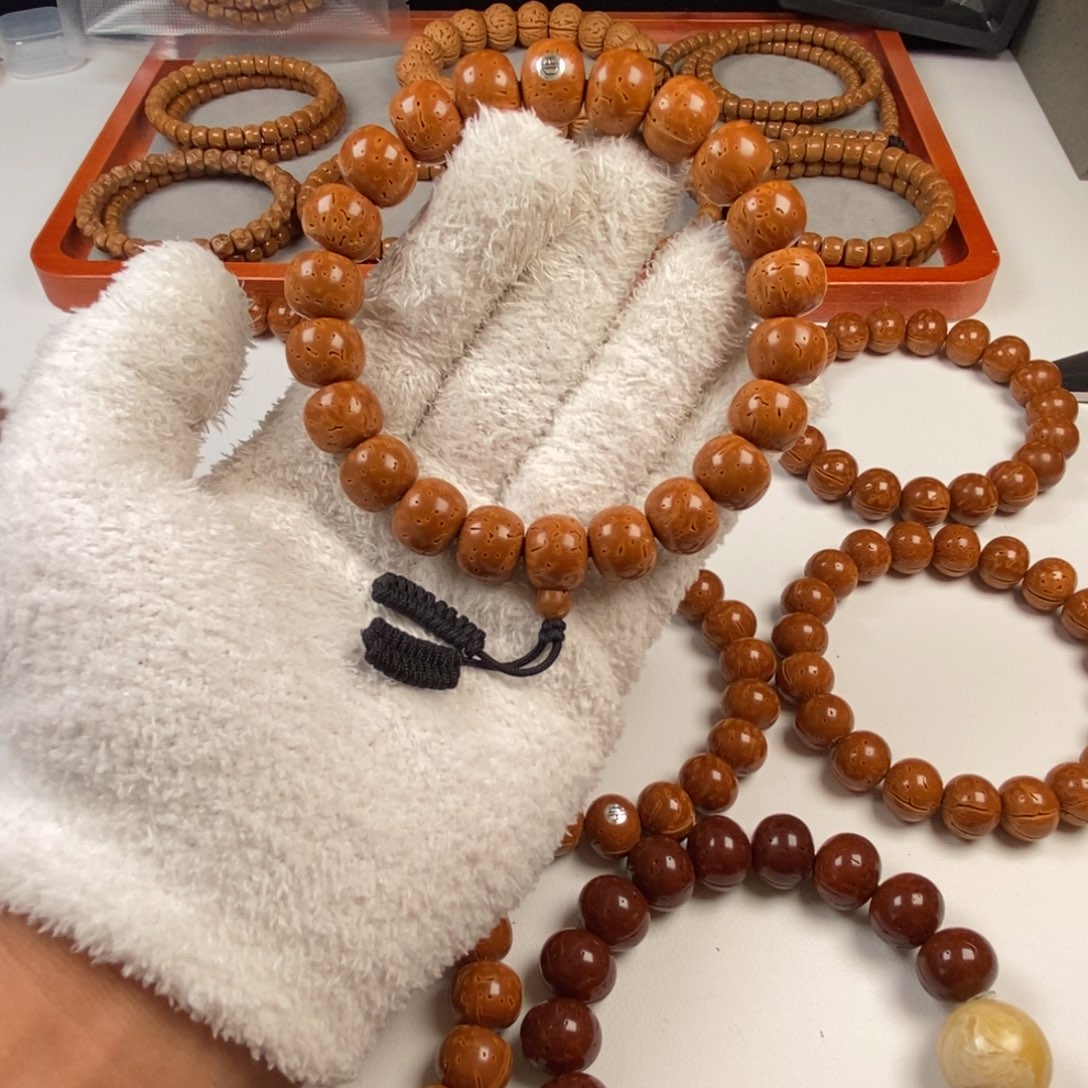 玛****手串桃核1.4600000000000