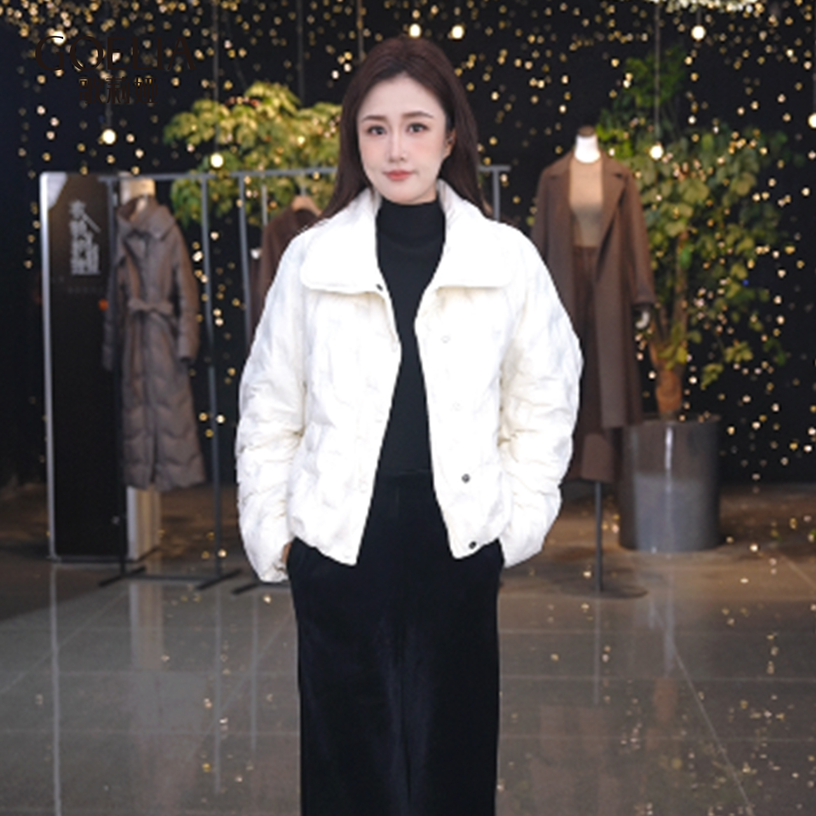 【专柜同款】歌莉娅 冬季新品  插肩袖压胶超轻鹅绒服  1ENC8B950