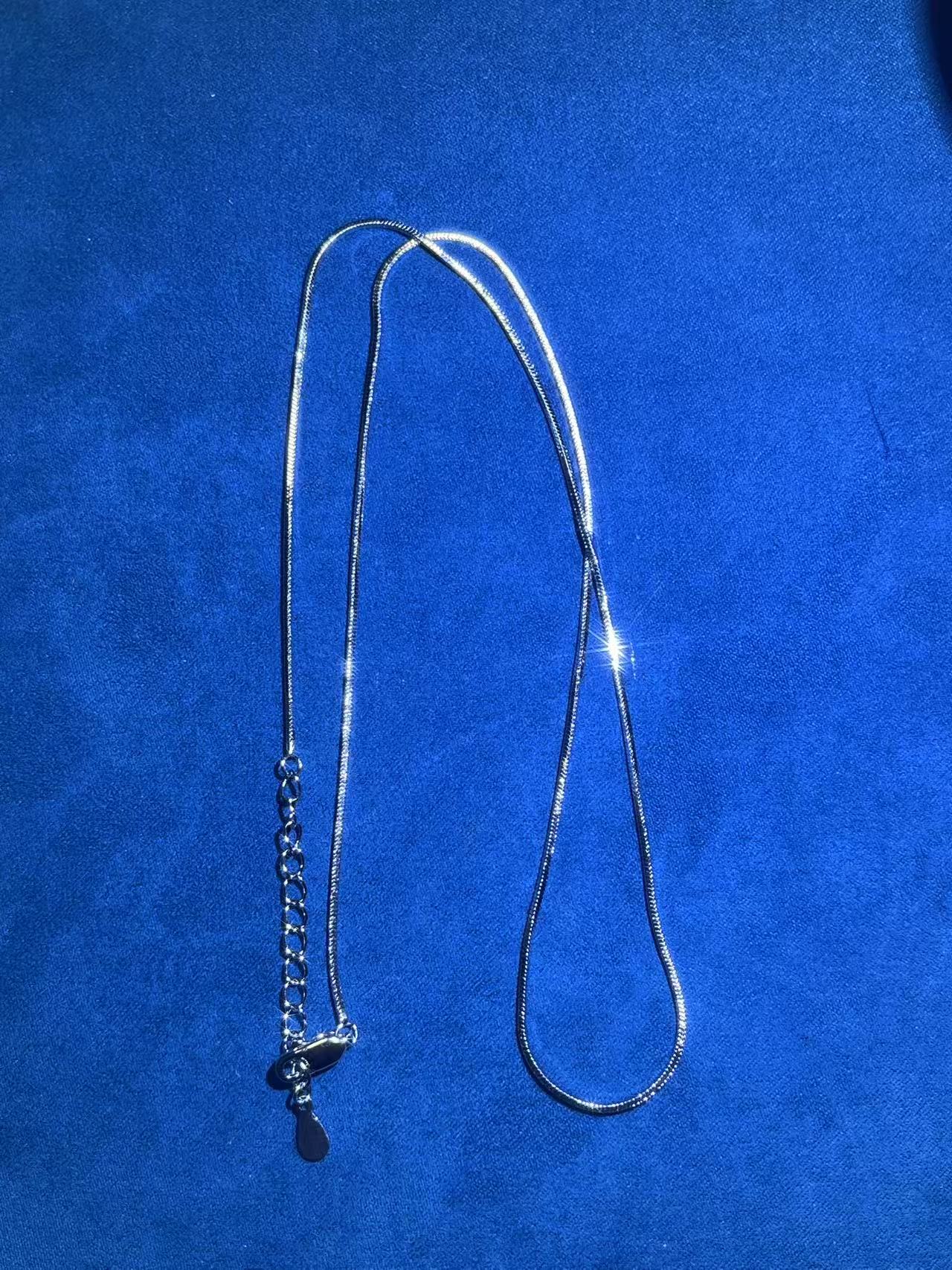 a1023白色蛇骨项链多样性发货