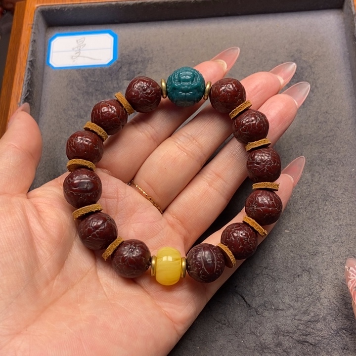 凤眼菩提吊坠菩提