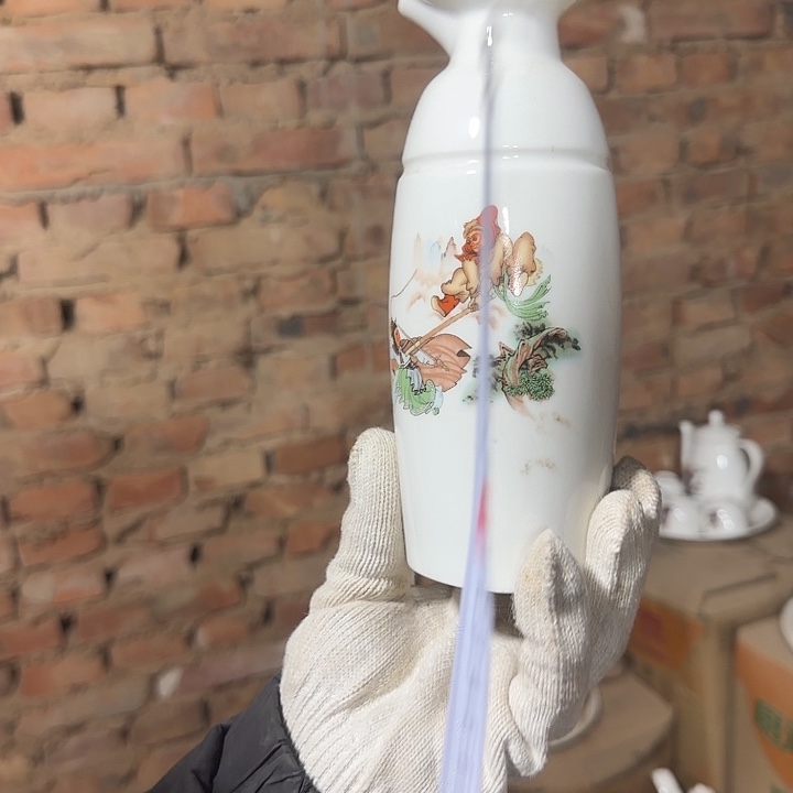 库存微瑕温酒壶一个