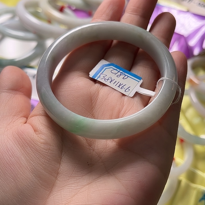 未镶嵌手镯翡翠53.8