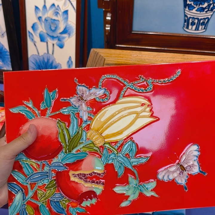 不***丑瓷片瓷板画艺术作品