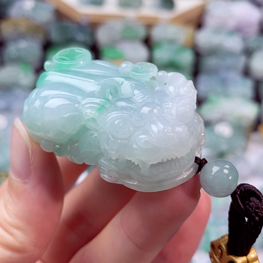 翡翠未镶嵌颈饰天然